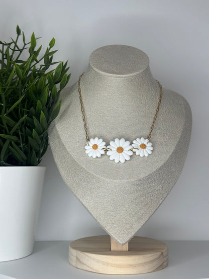 Collier - Rang de marguerites
