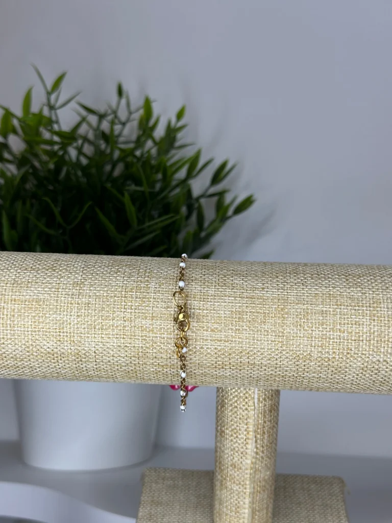 Idée cadeau : offrir un bijou fait main sans se tromper