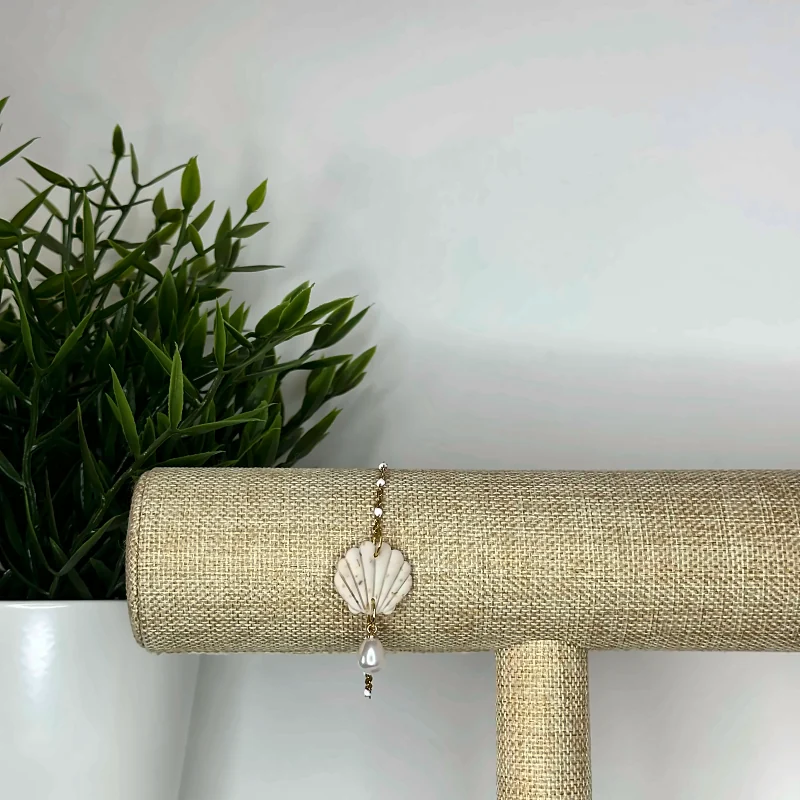 Bracelet coquillage beige – bijou fait main en pâte polymère